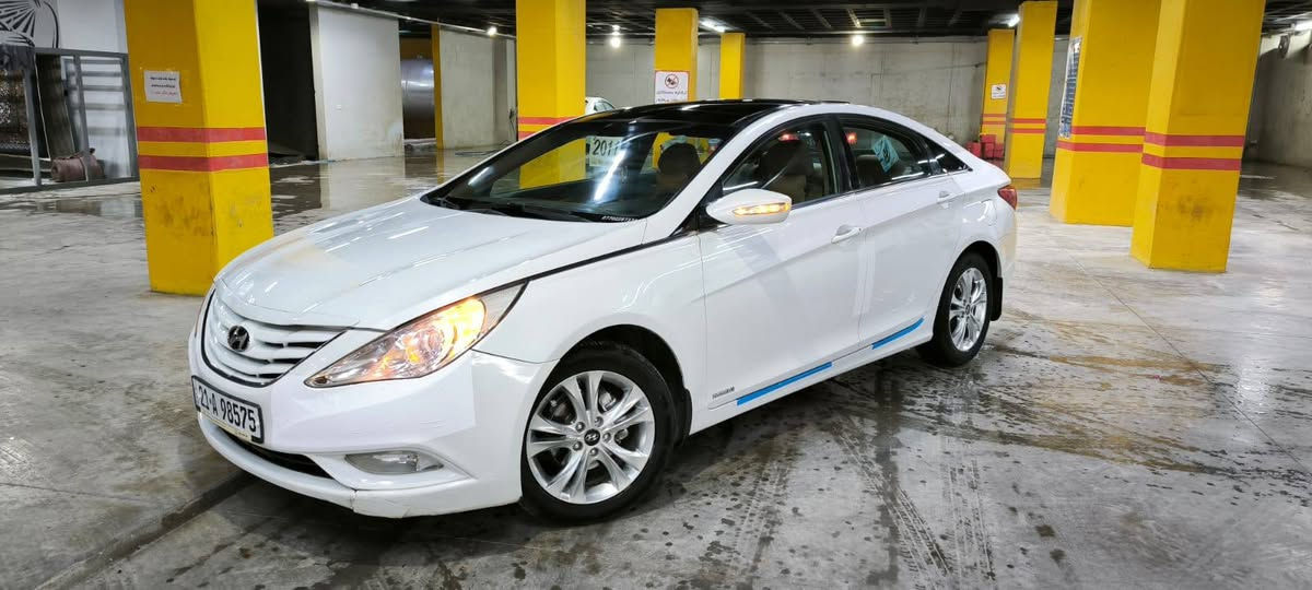 سوناتا2011 وارد خليجي
رقم سليمانيه وباسمي السيارة تحويل ثاني يوم بيها باب وجاملغ بارد 
المواصفات 
محرك 2400 دوش 
فول تحكم ستيرن 
داخل بيجي 
اشاير بالمري 
نظام ايكو 
جام كهرباء 
تبريد قطعتين 
نظام ABC
بك لايت ليد
حساس خلفي
5 ويل كب بلادي 
كير محرك مكفولات ما مفتوح
 تبريد  تدفئه شغالات صدر خلفي امامي جديد تخم تاير شاده جديد
سياره جاهزه نصبه فول 
السعر 122$ وبيها مجال 
مكاني قضاء كلار
***********
