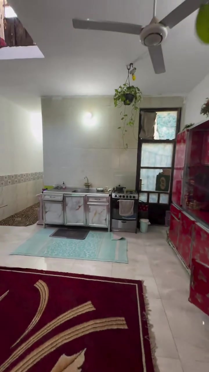 سلام عليكم بيت مساحة 100 متر طابو ملك صرف في منطقة السلاميات مربع الألف قريب عشارع تجاري البيت طابق واحد البيت حر بسمي تحويل مباشر الاستفسار :***********
حيكون سعره جداً مناسب
