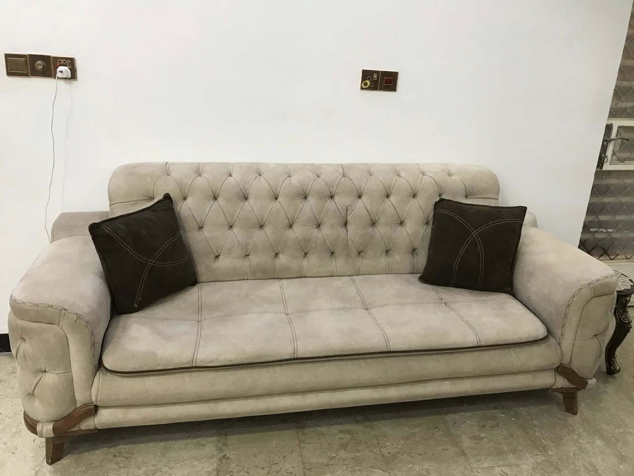 غرفة ٩قطع ٥٥٠ 
تخم ٦٧٥ الف تركي مكانه حي الجهاد بغداد


**إذا كنت صاحب هذا الإعلان وتريد حذفه لأي سبب، رجاءا أرسل رسالة إلى الدعم الفني**