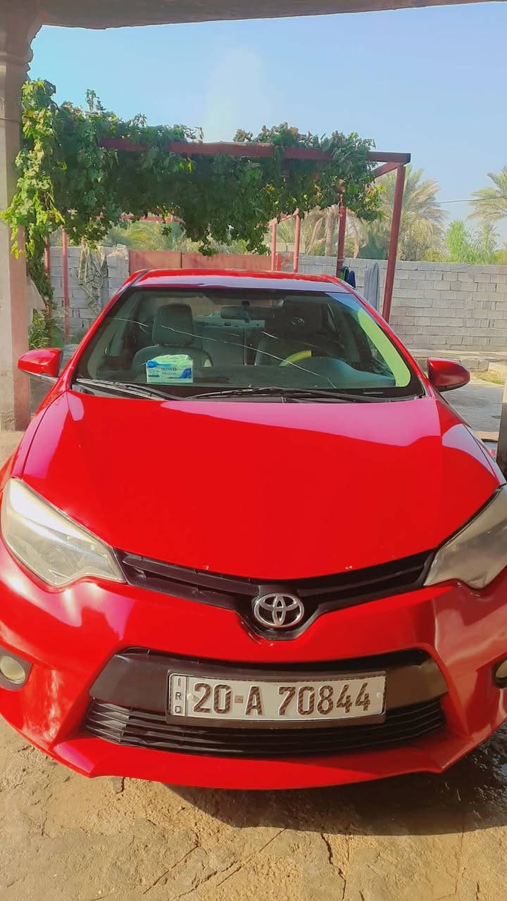 كورله موديل 14فئه LE السياره تضيفه جاهزه ماتصرف عليه شي السياره بسمي السعر 118قفل للاتصال ***********
