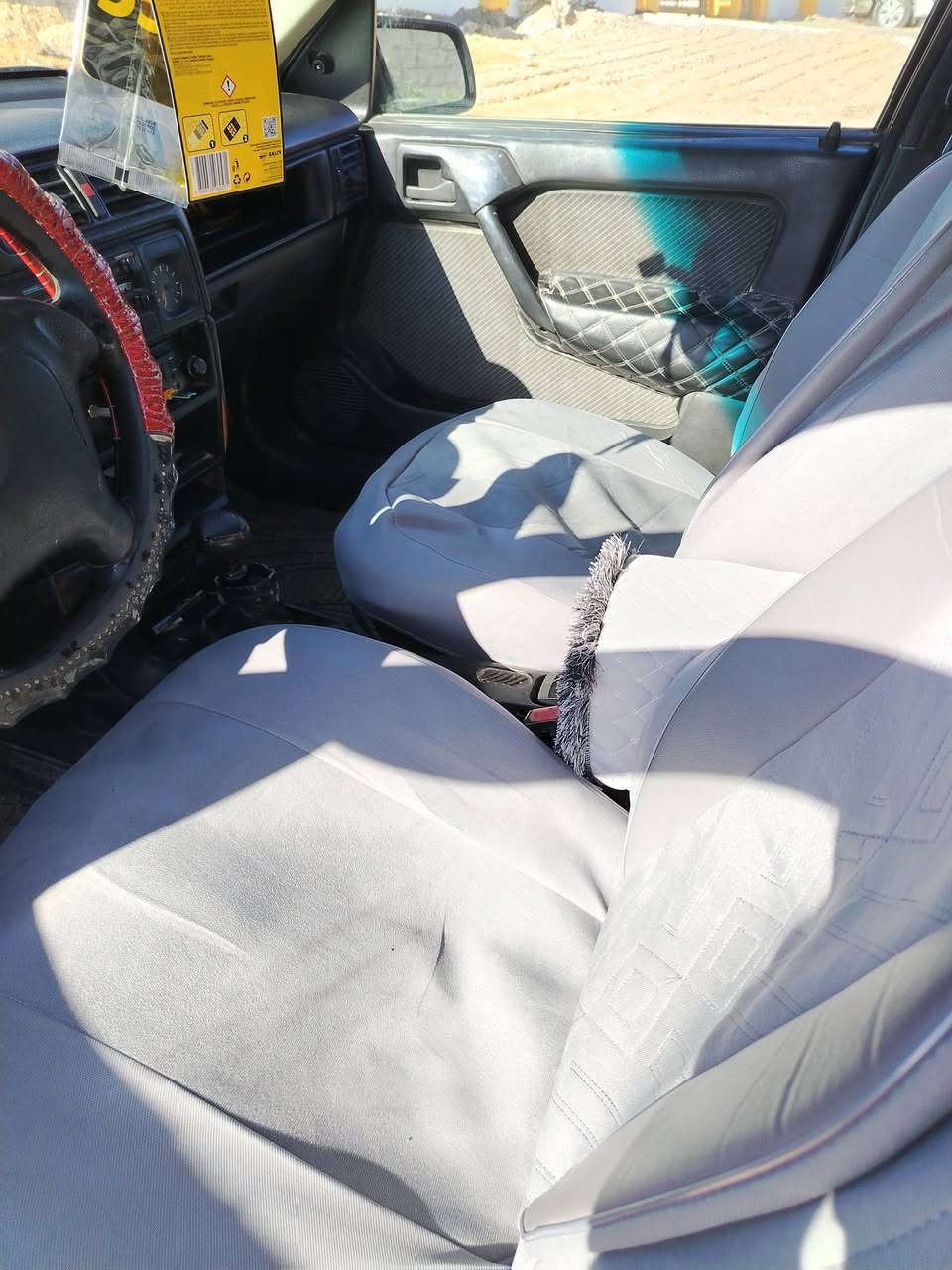 سلام عليكم اخوان اوبل فكترا موديل ٩٠ محرك ٢٠  رقم بغداد دولي بأسمي سيارهه
 جاهزه محرك صدر كير شرط السعر ٣٠
وبيها مجال للشراي رقم الهاتف***********
