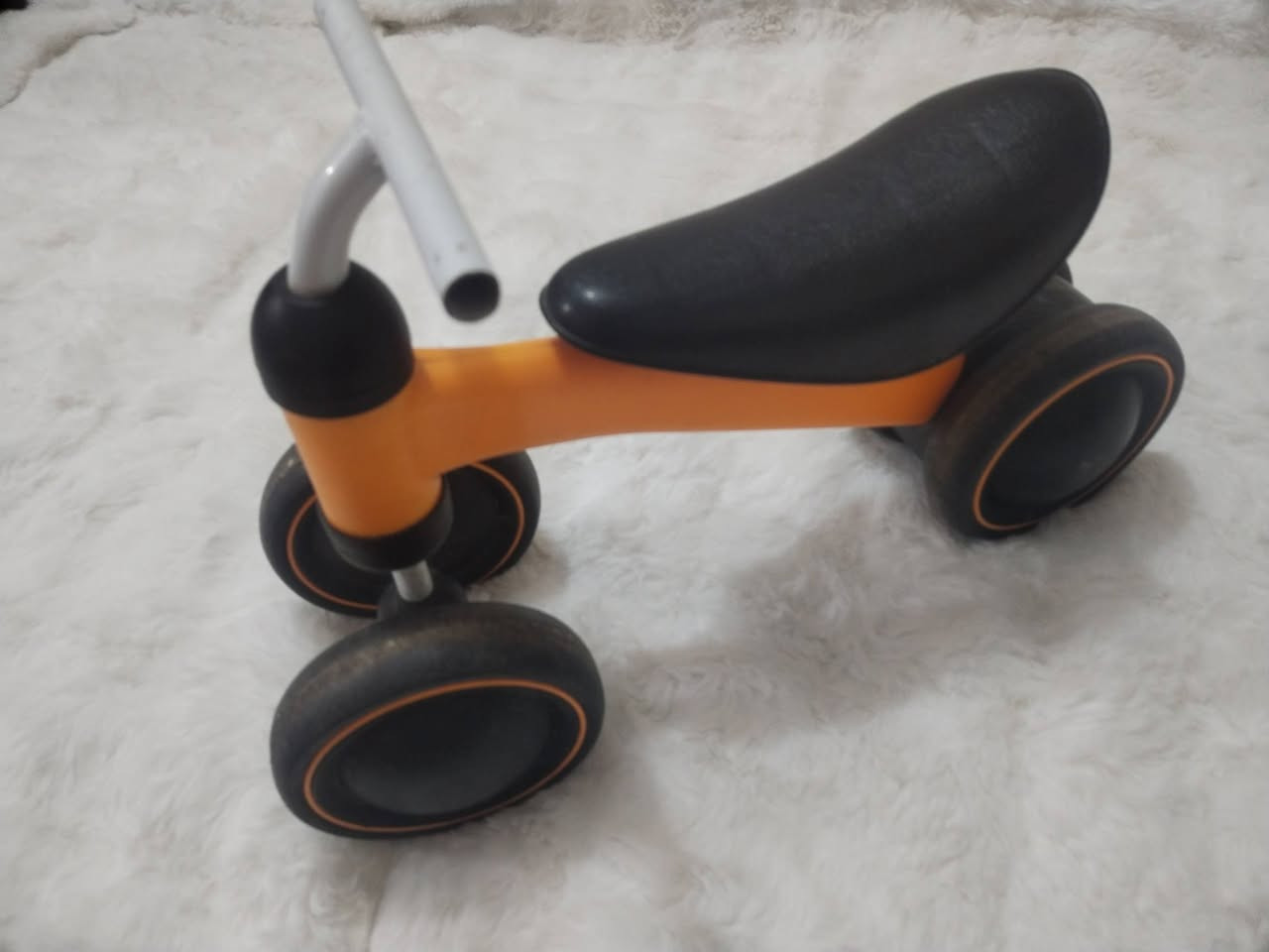 باسكل باله اوربي قوي ضد الكسر لعمر  سنه او سنتين او 3 سنوات 15 الف


**إذا كنت صاحب هذا الإعلان وتريد حذفه لأي سبب، رجاءا أرسل رسالة إلى الدعم الفني**