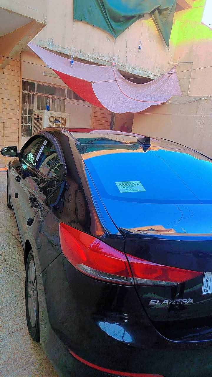 السلام عليكم
النترا ٢٠١٧ أمريكي
محرك دوش ٢٠٠٠ المرغوب مفتوح 
كير اي تي
مواصفات نص فول المعروفه
ظرر بيها باب خلف السايق مبدل بأمريكا
حافه الدوسه صبغ شبر
والباقي كود واحد بجم كبس
تبريد ثلج
سياره جاهزه ماتصرف عليها
تايرات جدد
باتري جديد
تحويل مباشر
كاربون ورقي صاقط
السعر ١١٦
هاتف ***********
