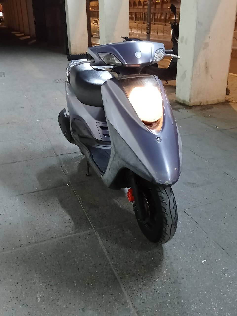 السلام عليكم شباب دراجة ابريز فحل مكفولة كفالة عامة كلهه ابلادية وكلهة شغالة كابريتر  سلف ابلاديات كفرات كلهه ختم وية المكينة وكهربايات كلهن شغالات كيلومتر كيج بانزين كلوب عالي ناصي سكن وية البريكات اشاير يمنة يسرة مابيهة نقص ابد مال رمبة صارلهة 8 أيام جديدة بمعنة الكلمة العنوان بغداد باب المعضم ولا ستفسار ***********
