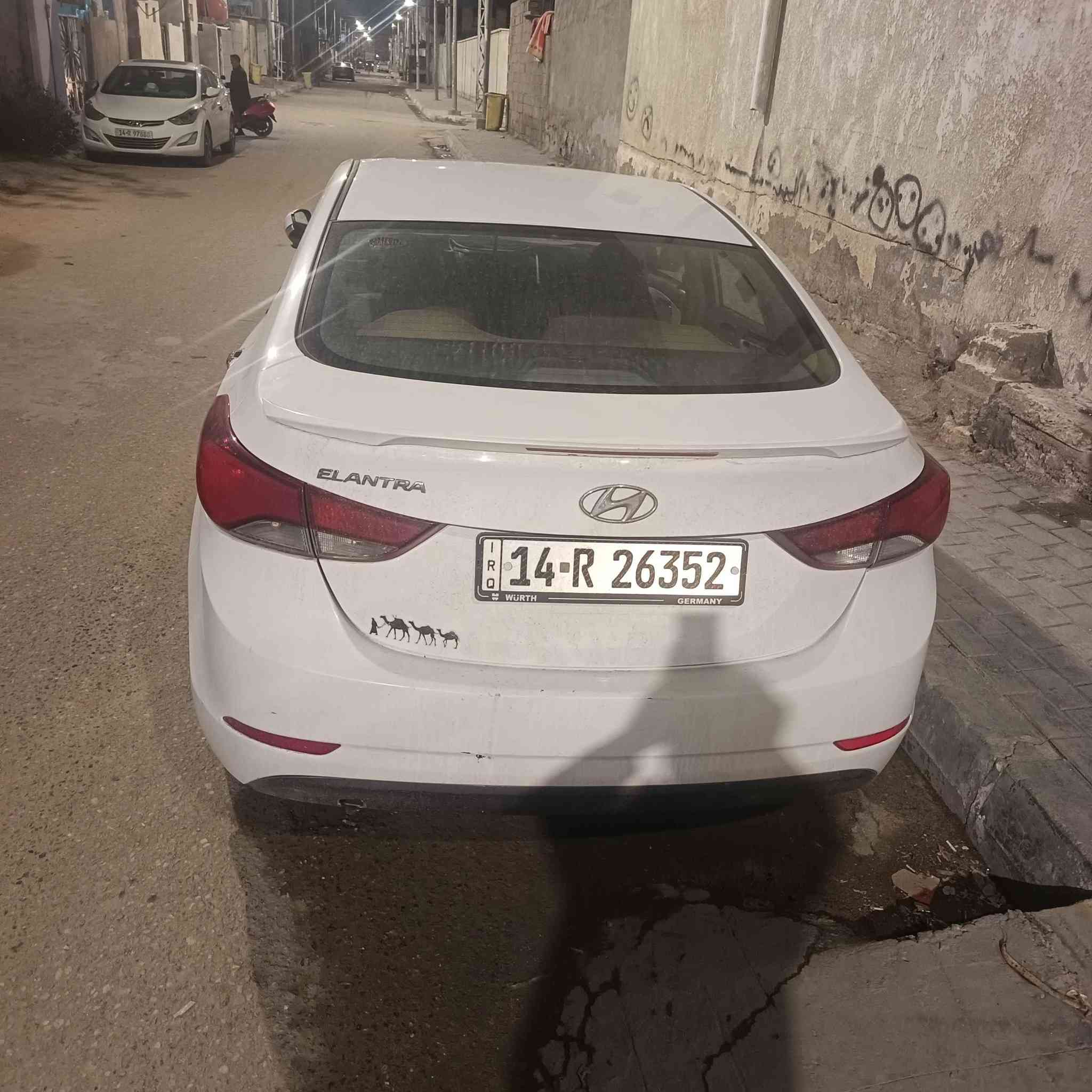 ‏إلنترا 2016 بصرة بسمي
‏مكينة 1800 كير تبريد ✔️
‏كفالة مكينة ✔️
‏تبريد خلفي
‏حدادة نظيفة
‏السيارة تمشي ناعم وما تشتكي
‏ملاحظات خفيفة جداً:
‏– صبغ بالهلال
‏– أثر طكّة خفيفة باردة جوّه قبق البنزين
‏– باب السائق مبدّل، والباب الأصلي موجود ويكدر يرجع ويركب بارد
‏سيارة جاهزة وما تحتاج شي، الفحص يثبت
‏
‏السعر 123
‏
‏مكاني بصرة الحيانيه
‏
‏الرقم 
‏
‏‪***********‬
‏بي واتساب البصرة, العراق
