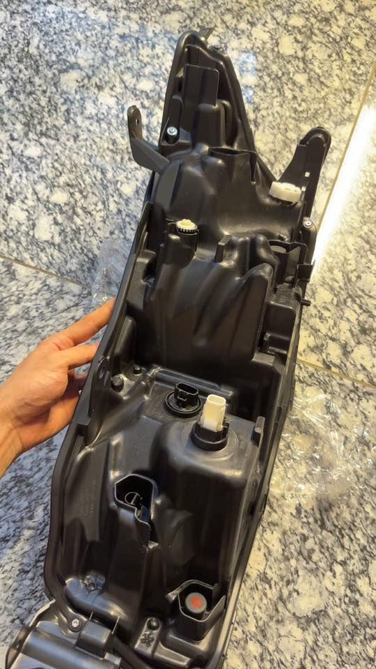 لايت كامري 2025 SE & LE اصلي مبدل جامه 
السعر 265 ألف 
الاعنوان بغداد الكرخ
الاستفسار خاص فقط ***********
