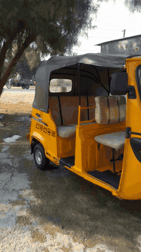 سلام عليكم تكتك للبيع موديل 2020 اوراق اصوليه مكاني قضاء القاسم رقم الهاتف *********** السعر 3700 او بيهء مجال
