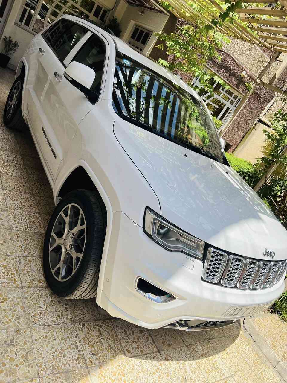جيب اوفر لاند 2020 خليجي وكاله هارلم فول مواصفات داخل قرميدي كفاله عامه ماشيه 41 سياره جديده السعر 288 ورقه مجال حك الجيه للاستفسار *********** بغداد الرصافه
