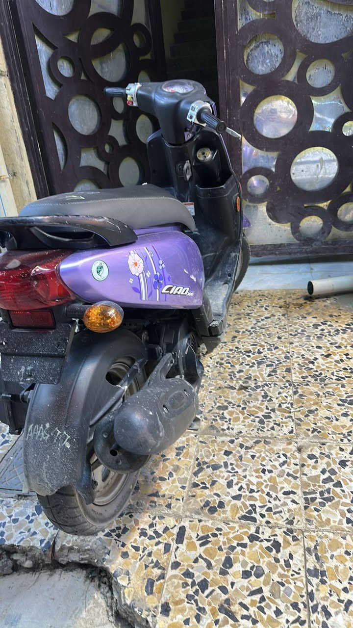 دراجة فلة جكمجة موديل ٢٠١٤ جديدة ممفتوح بيها برغي قبل سبوعين ماخذها واستخدام بيت قليل جدآ اطلع بيها مرة  مكانها كوت الفلاحيه   باقي الصور الي يحب يجني ويريدها يراسلني ارجع من الشغل ادزله صورها لون موميز بنفسجي ومامشيه هواي اتصال *********** او وتساب سعره خاص
