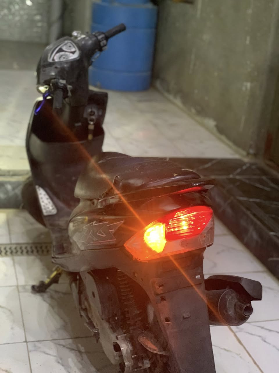 سلام عليكم دراجه ماكس عدله للبيع
دراجه نضيفه مكينه مامفتوحه كهربائيات كله تشتغل  سلف وهندر وصبح نكره مكاني بغداد  زعفرانيه رقمي
***********
