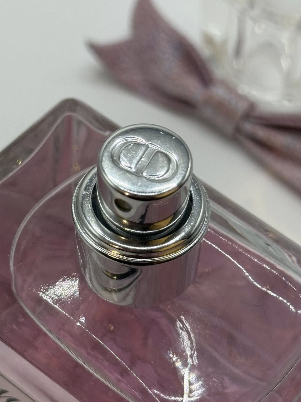 عطر Miss Dior  امزون اصلي  كود حفر على زجاج شرط الفحص 
يوجد توصيل كافة محافظات العراق


**إذا كنت صاحب هذا الإعلان وتريد حذفه لأي سبب، رجاءا أرسل رسالة إلى الدعم الفني**