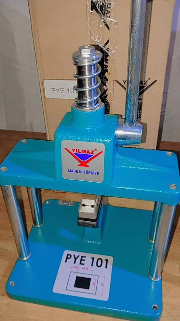 السلام عليكم..ثاقبات مشتغلات وجبة واحدة فقط..عواجة محجرات وجرجوب تركي اصلي.ديالى بعقوبة ***********
