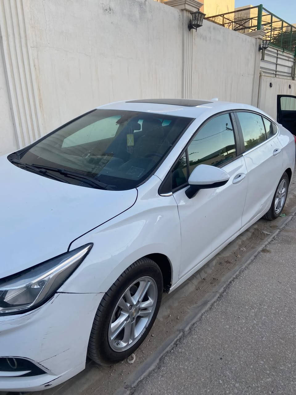 كروز 2018
فل مواصفات لون ابيض رقم معوقين تنفك بعد 3 اشهر بيها وكالة عامة مطلقة 
مصبوغة حزام حادث بنيد وباب ، حدادية جديدة مكينة جديدة 
السعر 8200 دولار.
السياره نظيفه جداً واحلى من الصور


**إذا كنت صاحب هذا الإعلان وتريد حذفه لأي سبب، رجاءا أرسل رسالة إلى الدعم الفني**