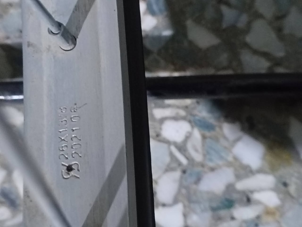 السلام عليكم  بايسكل بناتي  لونيـن بنـفسـجي🟣.. ولـونـ ازرگ🔵.. مختـم مـال (حاويـه😀) اي نقـص مابيـ🔥

السـعر(130💵) رقـمـي...*********** بي واتساب
