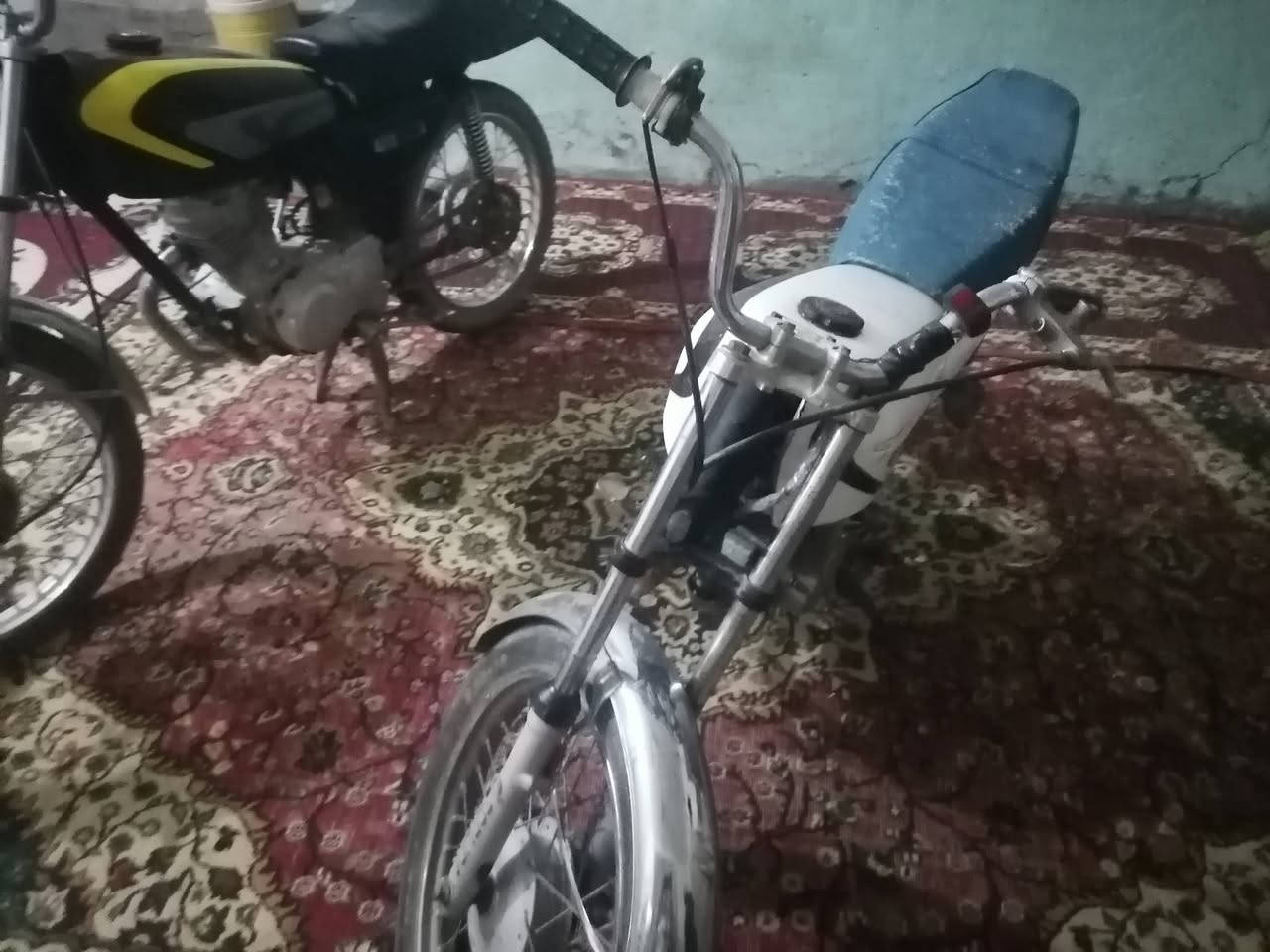 سلام عليكم  دراجه نامه وارجع ارشه نامه مدير 19 ول ارشه مديل22 مكان بابل الشوملي يم المحرمه السمسار 
***********
