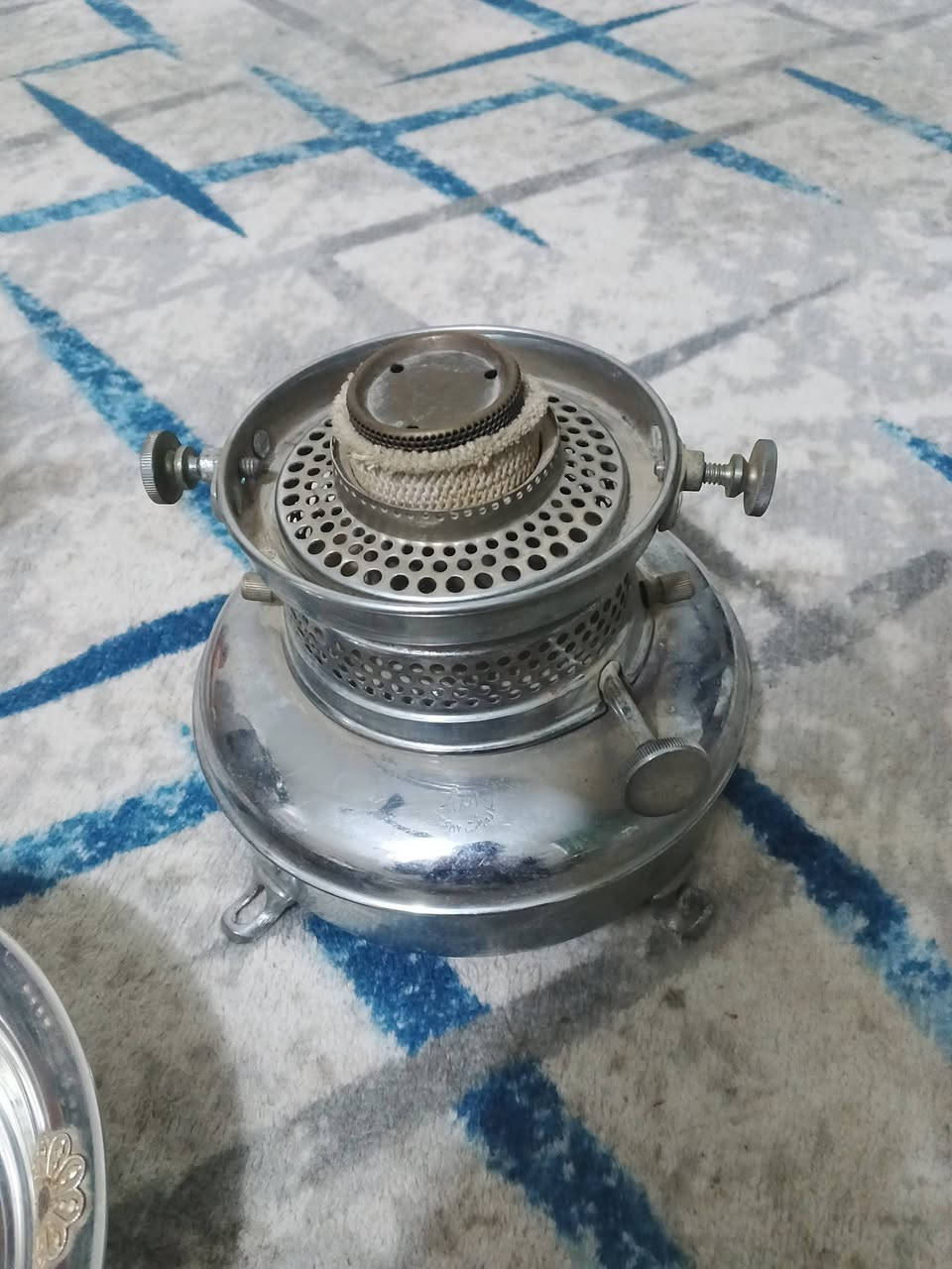 سلام عليكم متاح تحف نحاس  مختومه وطلا فضه  بغداد مدينة الصدر ***********
