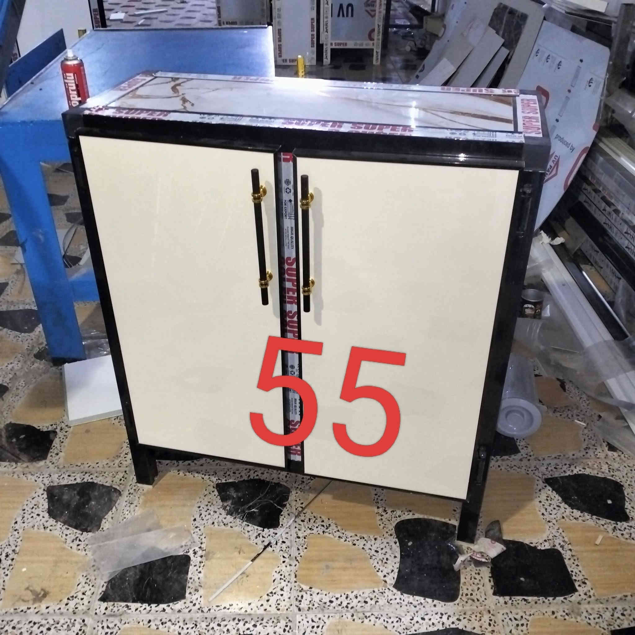 السلام عليكم
يوجد لدينا جميع الأثاث العنوان كركوك حي النصر٢ بدايت سايدين مركز شرطة العروبه قرب جمله ابو ريان ***********
***********وتساب
