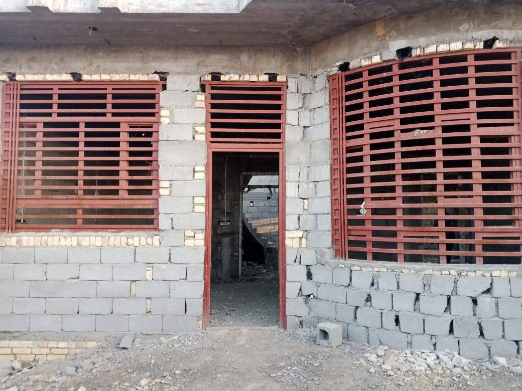 هيكل للبيع حي الجوادين بدايه النزله الثالثه  المساحه ٢٦٠ كونكريت مسلح رباط ارضي رباط ع الشباك بيبان شبابيك كامله تأسيس بوري كهرباء كامل +بوري تقطير سبالت +بوري منظومة كهرباء الاستفسار الاتصال ع الرقم
***********
