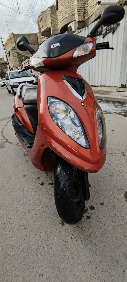 سيام كوري حديث 2020. دراجة جديدة مكفولة من محرك وكهربائيات وكلشي جاهزه.كلشي شغال  مكانها بغداد الشعب..سعرها  325  وبيه مجال.***********
