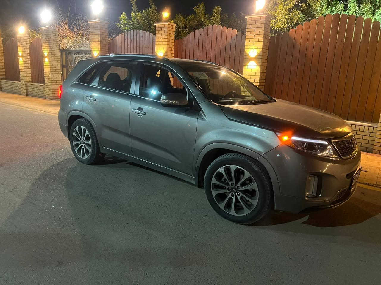 سلام عليكم سورنتو للبيع مديل 14 ابسسمي رقم بغداد الدولي نكلييزي محرك سته سلندر سبعه راكب تلث قطع تبريد بنورما عله طول السياره بصمه دخول ذكي وبصمه تشغيل مانع نزلااق انضمه قياده نورمال ايكو وسبورت رادر حساسات خلفيه كامره خلفيه بردات بيبان بلاادي سياره بيهه بارد جاملغ الخلفي ولباب وبنيد مبدل باقي السياره كفاله كير محرك كله فول صندوق كهرباء السعر 160وبيهه مجال مكاني بغداد المدائن


**إذا كنت صاحب هذا الإعلان وتريد حذفه لأي سبب، رجاءا أرسل رسالة إلى الدعم الفني**