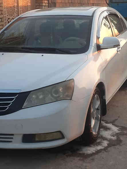 سلام عليكم سياره ام كرانت سياره نضيفه لا تبخير ولا تنقيص مكينه جديدة سعر سياره 65مكان سياره بغداد مدينه الصدر
رقم ***********
