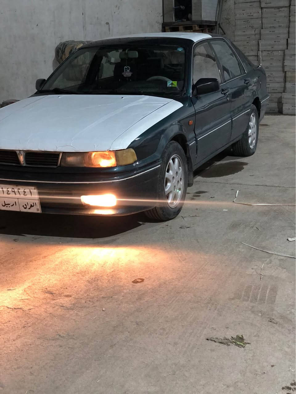 السلام عليكم 
مسيوبوشي كلاند موديل 92 فول مواصفات بس كير عادي محرك 63مرغوب صبغ عام  بيها طخه من الأمام مبدل بدنه وبيها طخه من الخلف ماعليها غرامه مكاني اربيل تحول بشرط سعر 45 رقم الهاتف *********** أربيل, العراق
