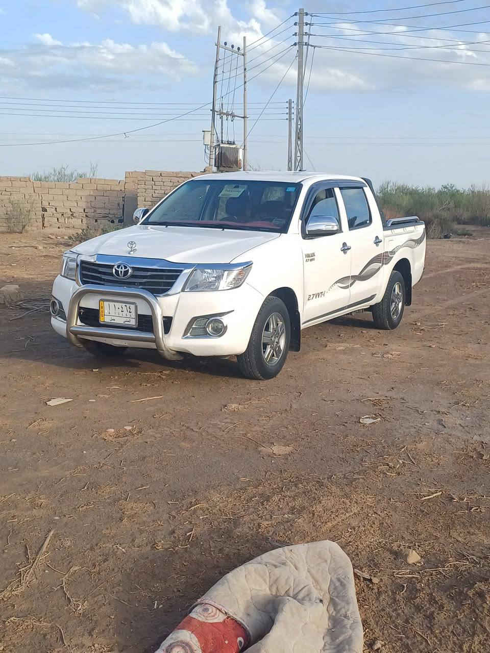 السلام عليكم بيع سياره هايلكس مديل 2013 سياره كويتي الشاصي 19
سياره نضيفه وما ناقصه برغي 
راعيه معتني بيه سياره فول 
سعر 210 وبيه مجال الانتصال على
***********
