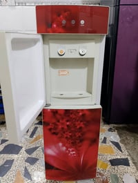 ثلاجة حار وبارد • توصيل