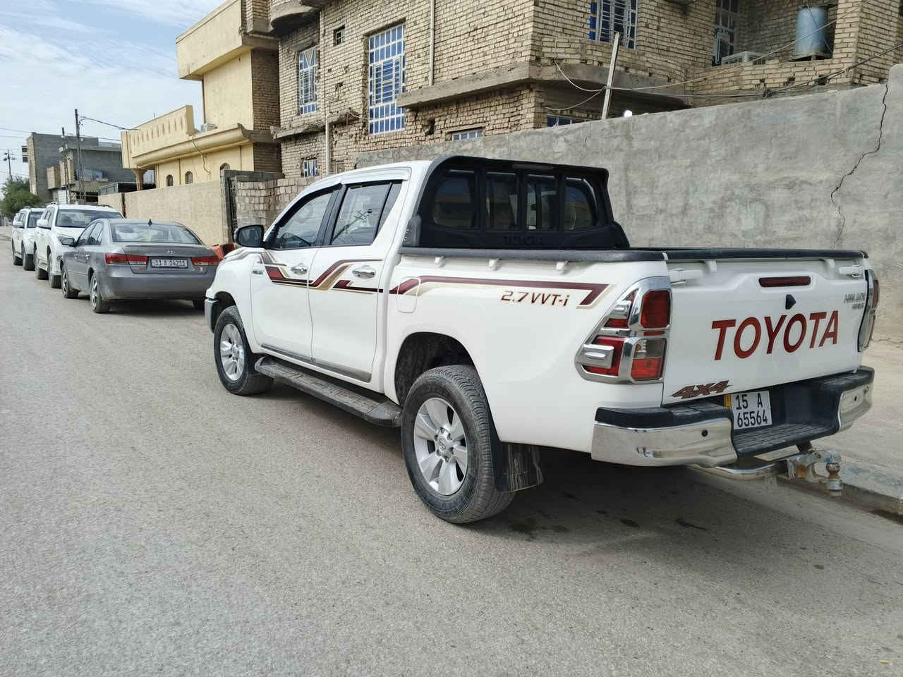 السلام عليكم من رخصت الادمن بيكم موديل 19 كويتي رقم انبار دولي ماشيه183 كير اوتو  كفاله كير محرك حداده تبريد تخم تاير السيارة جاهزه من كلشي كفاله عامه من كلشي لا صبق ولا ضربه السعر 275وبيه مجال العنوان الفلوجة الاستفسار أكثر على هذا الرقم ***********  اعتذر عن الخاص او التعليقات
