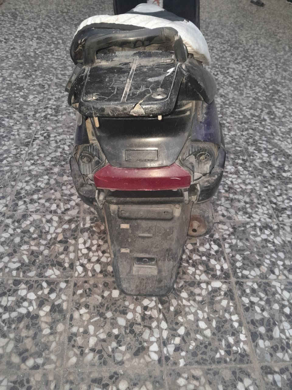 دراجة فراشه فضائي للبيع مفتوحه شغاله السعر 175 العنوان النجف حي الوفاء الشراي يتصل على  ***********
