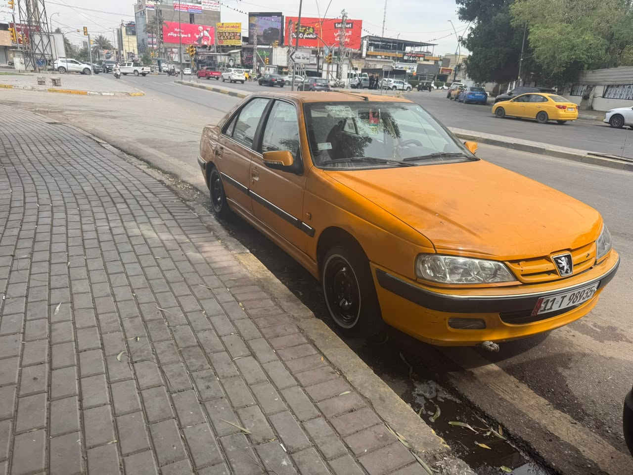 السلام عليكم بيجو بارص للبيع مديل ٢١ مكان بغداد الوزريه ***********

