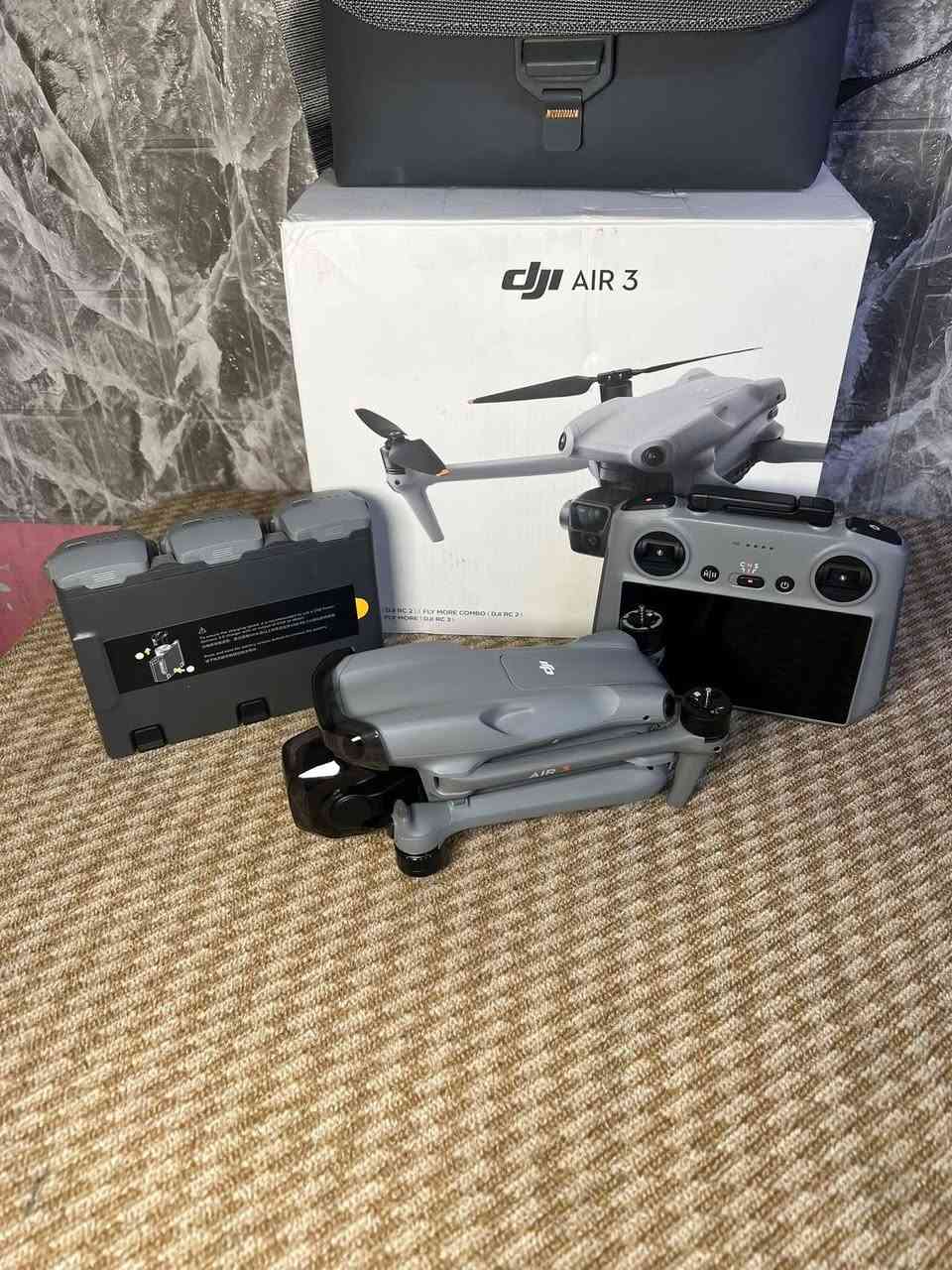 DJI AIR 3 COMBO
زيرو  ***********
