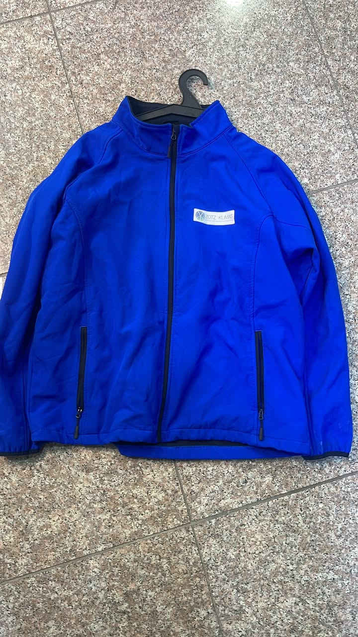 قماصل
متوفر قماصل وكم كوت عدد ٢٠ قطعة ب٢٠ الف مع التوصيل 
الي يحب خل يراسلني 
***********
