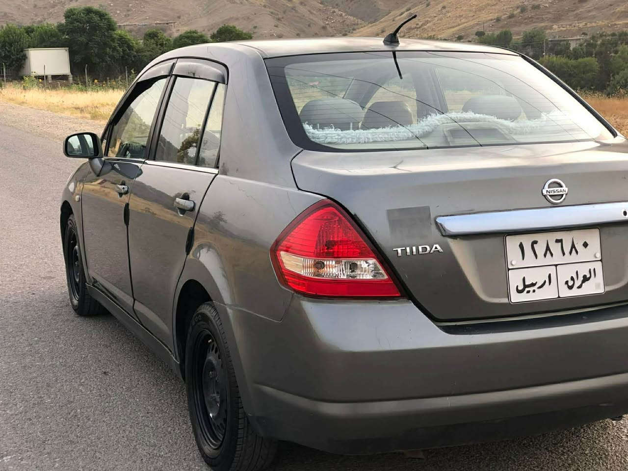 سڵاو،نیسان تیدا بۆ فرۆشتن مۆدێل٢٠٠٧ دوو جەمەلەخی بۆیاخە بێ ناو گرتن بە شەرتی گێڕ و مەکینە ئەی فرۆشم پێش و پشتی کەپسە بەشەرت سەیارەکە هی خۆمە و هی مەعرەز نییە یەک مەسرەفی تیا نییە بە شەرت ئەی فرۆشم کەمێک کاڵ بونەوەی سەقفی هەیە وسەنەوی بەسەر جوە ***********-*********** كويسينجاك, أربيل
