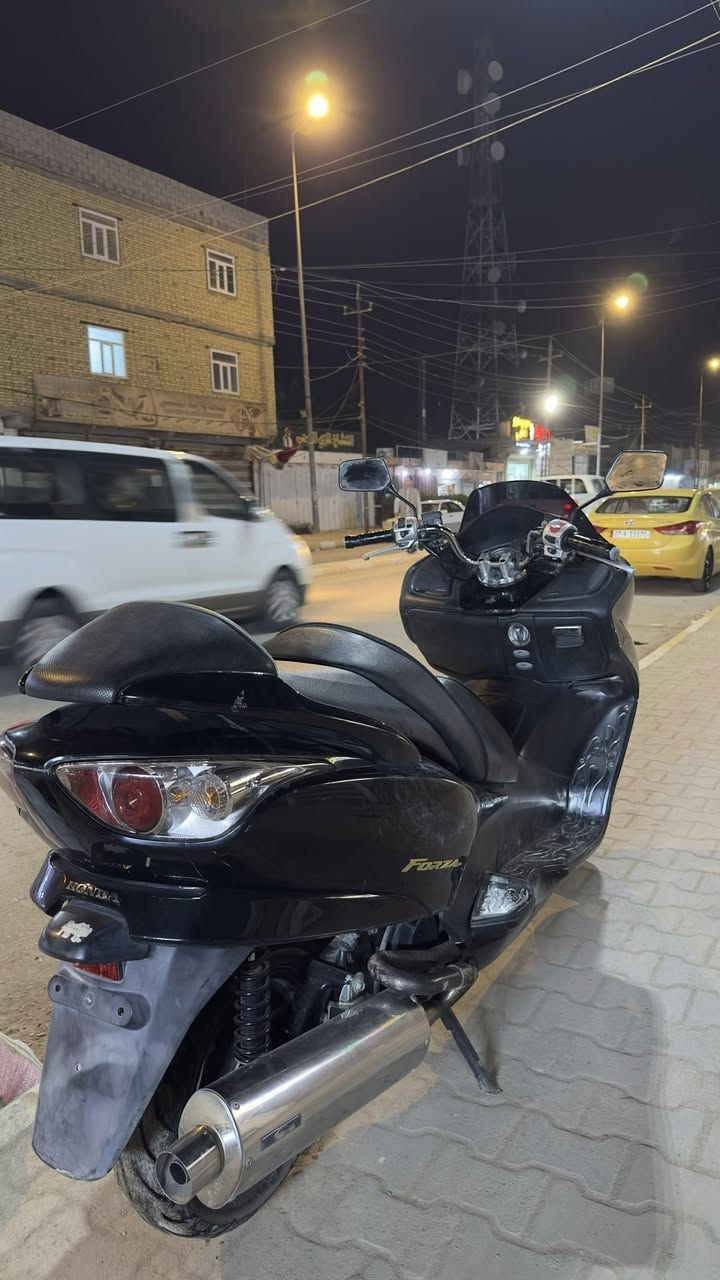 فورزه 0.9 نص فول
اي بي اس 
3 تحويلات 
ممشه الدراجه28 
الدراجه مكفوله كفاله عامه من كلشي. 

ناصريه مركز

للتواصل
***********
