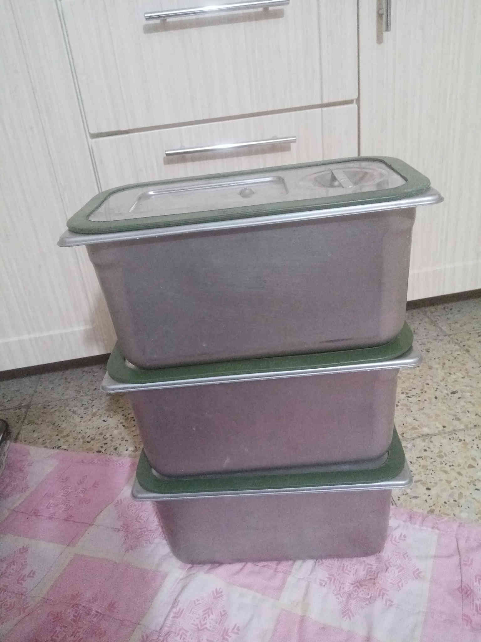 سيت صواني ياباني مختوم بلباكيت

حافظات امريكيه مختوم العدد ٣
التواصل
***********
