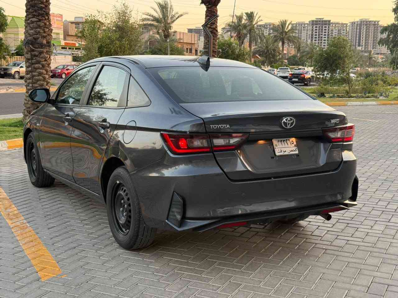 السلام عليكم
تويوتا يارس 
بدون رقم فحص 
وارد خليجي موديل 23 
بيها صبغ جاملغ وبنيد وباب سايق 
مواصفات 
محرك 1600
نصف فوول 
مكانها بغداد حي الجهاد 
السعر 98 $
للاستفسار 
***********
