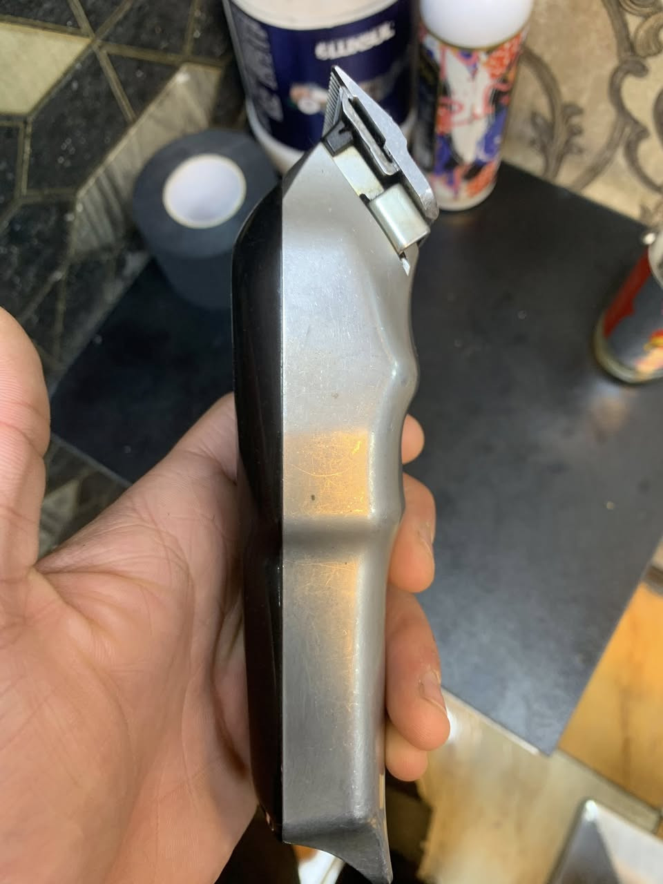 السلام عليكم مكينه سنيور امريكي اصلي مستخدمه فتره موس مالته الاصلي مضموم مشدودله موس مجك كلب  بس شاحنته ضايعه مكاني الدوره السعر 125وبيه مجال التواصل 
***********
