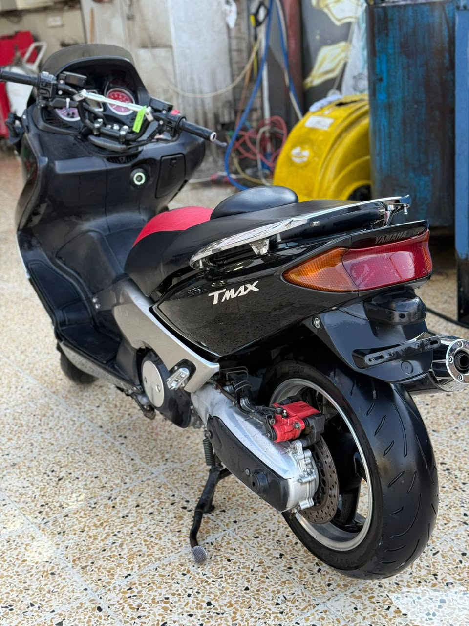 السلام عليكم تيماكس. 8 للبيع دراجه
نظيفه وحلوه شلعه معدل مكينه مفتوحه شراي الاتصال بغداد ***********
