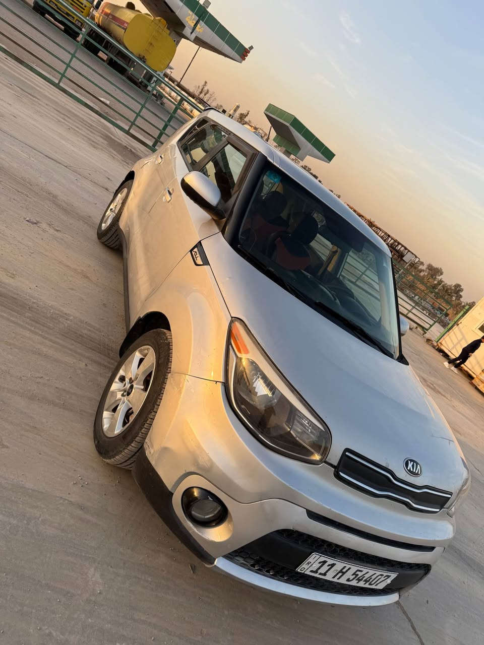 كيا صول موديل ٢٠١٨ رقم بغداد باسمي 
مكينة وكير مكفولات 
وارد أمريكي ضرره جاملغ خلفي صبغ 
وبيه جاملغ امامي وبنبدا تبديل بدون صبغ
السيارة جاهزه بدون نقص 
السعر ١١٠ 
السونار بالمنشور *********** الصويرة, واسط
