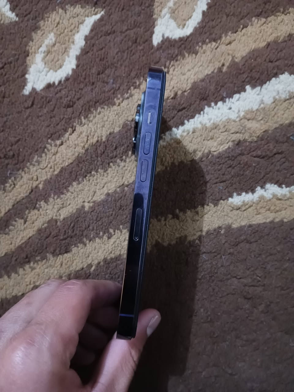 سلام عليكم ايفون 14 برو البيع ذاكره 256بطاريه 100مبدل بي بطاريه وشاشه صليات وكامره الكدام ما تشتغل ولباقي كله شغال وكفاله الباقي بيع او مراوس حسب قناعه وذا اكو 13برو ماكس راوس ملحقاته كامله كارتون شاحنه كامل ملحقات مكاني ميسان سعره 500وبي مجال هذه رقمي ***********
