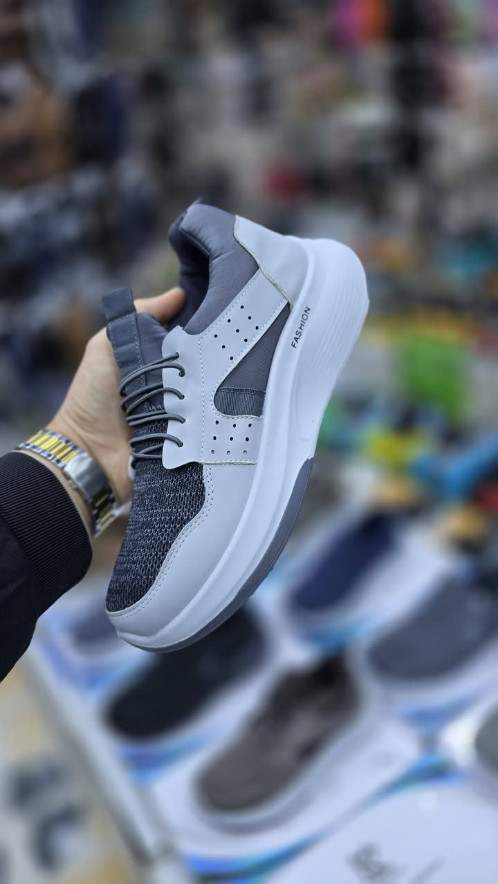 ✔️متميزون في الذوق الراقي 🔥🔥
جوده ومتانه 
أناقه  وتنوع.      يوني UNI MK 
راحه فائقه
واسط الزبيديه الفلكه مجاور مدرسه الإمام الصادق ع 
توصيل لكافة محافظات العراق 🇮🇶 
***********
