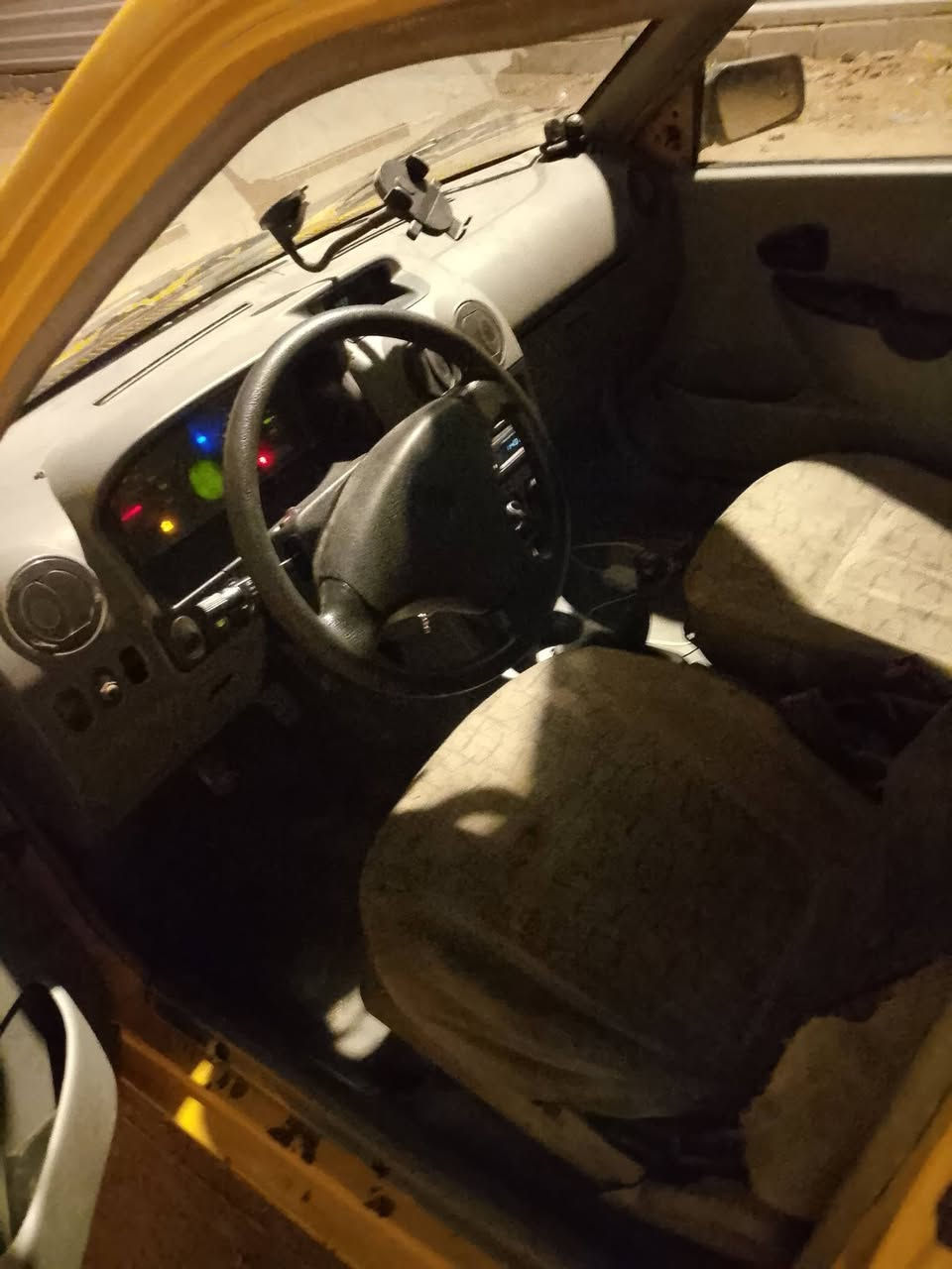 من رخصت الدمن سايبه 12محرك كير خير من الله العنوان بصره ابي الخصيب السعر 18رقم الهاتف ***********
