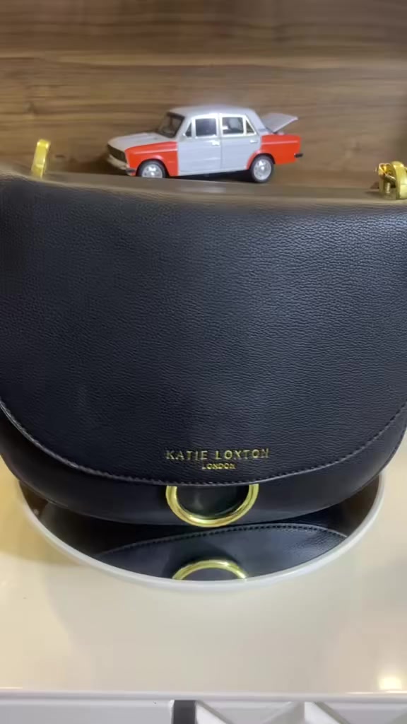 سعر القطعه ٥ الف فقط


**إذا كنت صاحب هذا الإعلان وتريد حذفه لأي سبب، رجاءا أرسل رسالة إلى الدعم الفني**