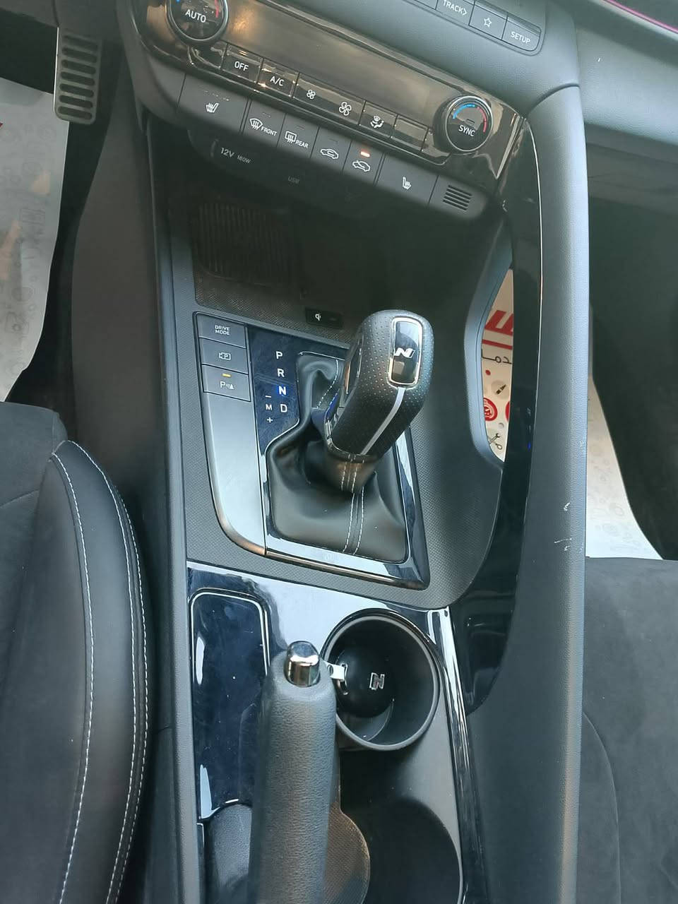 السلام عليكم للبيع النترا N
موديل 2024 حادثه صبغ بنيد وجاملغ وتبديل اللغد نفس اللون 
السعر 155 وبي مجال
***********
