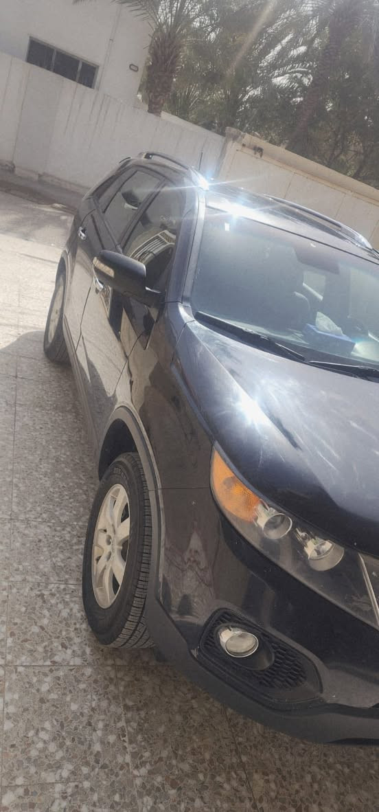 السلام عليكم كيا سورنتو 2013 وارد أمريكي حادث جاملغ وبنيد السونار مرفق بالمنشور  مواصفات السياره عادي مكينة 4 سلندر 2400 دوش السيارة جاهزة من كلشي صدر امامي خلفي تخم تاير جديد السيارة مال جناي ماشية (180) حقيقي  رقم بغداد بسمي تحويل ثاني يوم السعر (123) بية مجال للشراي الاستفسار   ‭0773 373 9677‬ مكان السياره بابل الاسكندرية
