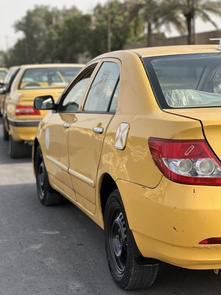 السلام عليكم شباب بي واي دي F3  موديل 11 بيها ملاحضات قليله ومكينة تبخر. 
بأسمي  شرط التحويل 
عارضها 40 وبيها مجال بسيط 

رقم الهاتف ***********
