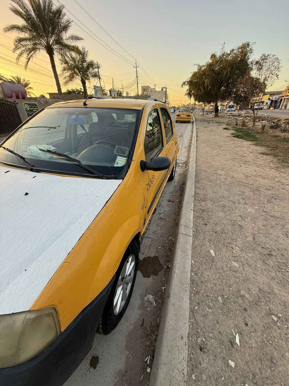 سلام عليكم شباب رينو مديل ١٠ كير ومحرك مكفول تخم تاير جديد صدر امامي خلفي جديد تحويل مباشر سعر ٢٥ وبيه مجال قليل رقم هاتف *********** مكاني بغداد جسر  اديالئ القديم
