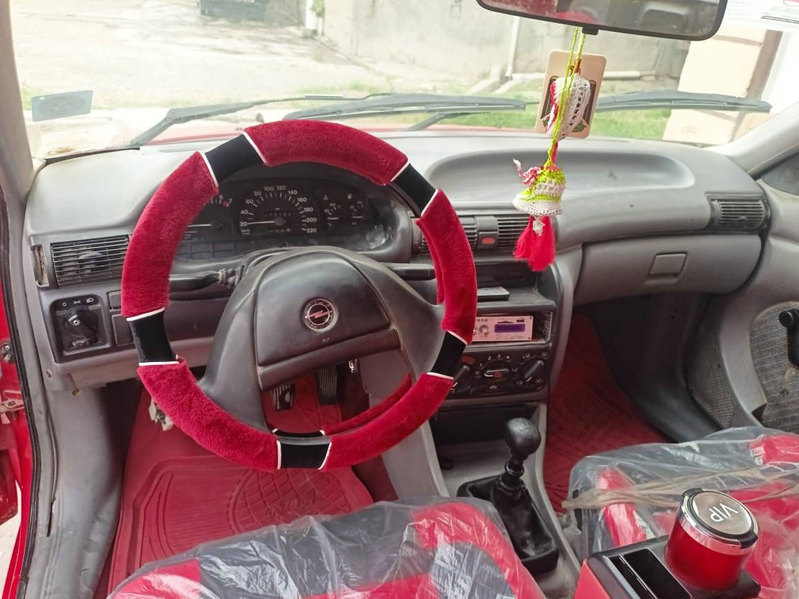 اوبل استرا ستيشن موديل 93
سنوية باسمي سيارة جاهزة
سنوية وهزه جديد كربون بيها
المكان الموصل
السعر 38 تواصل
***********
