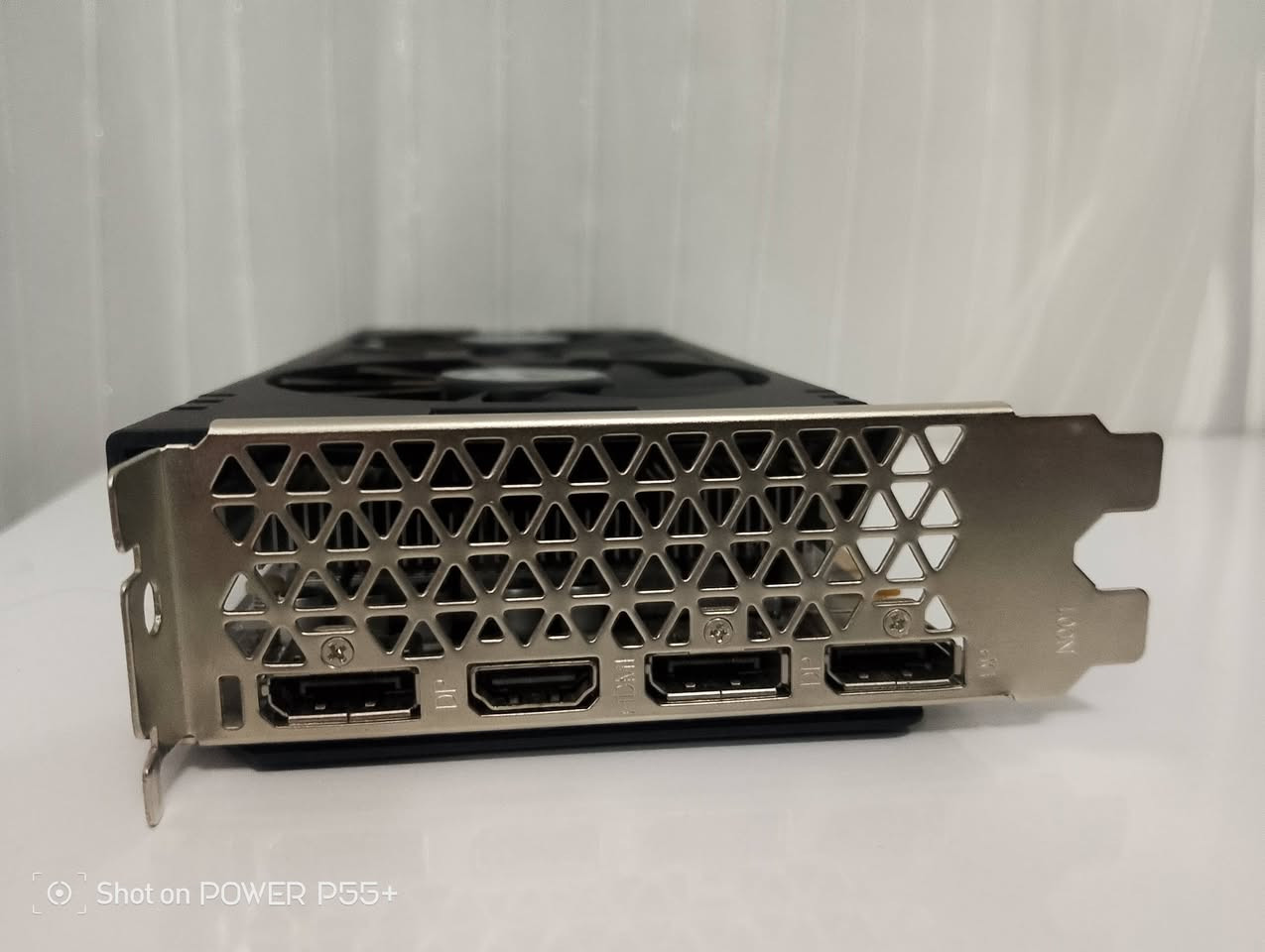 السلام عليكم
Rx 590 gme 8gb للبيع

البراند : MAXSUN

حرارة الكرت تحت ضغط 11 دقيقة 78-77 

الكرت مفتوح بس مبدل بيه المعجون الحراري

الكرت مابيه مشاكل واذا واجهتك مشكلة وطلعت عيب من الكرت عادي رجعه

مكاني بغداد توصيل ماعندي واذا عندك شركة توصيل زينة عادي اخليه الك توصيل

اي استفسار تعال خاص

السعر : 80 الف وبيه مجال للشراي


**إذا كنت صاحب هذا الإعلان وتريد حذفه لأي سبب، رجاءا أرسل رسالة إلى الدعم الفني**